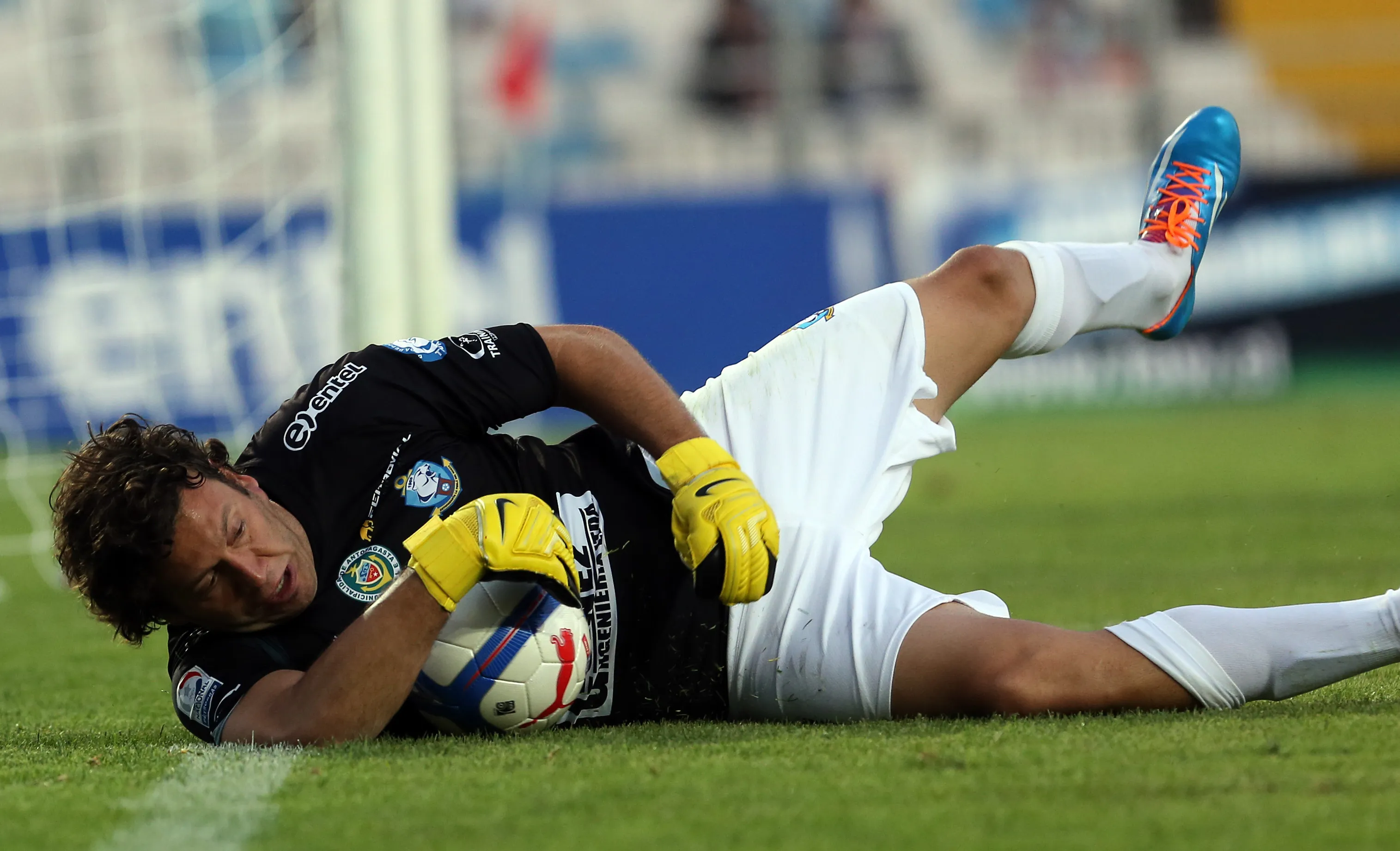 Jorge Broun en acción por Deportes Antofagasta. (Martin Thomas/Photosport).