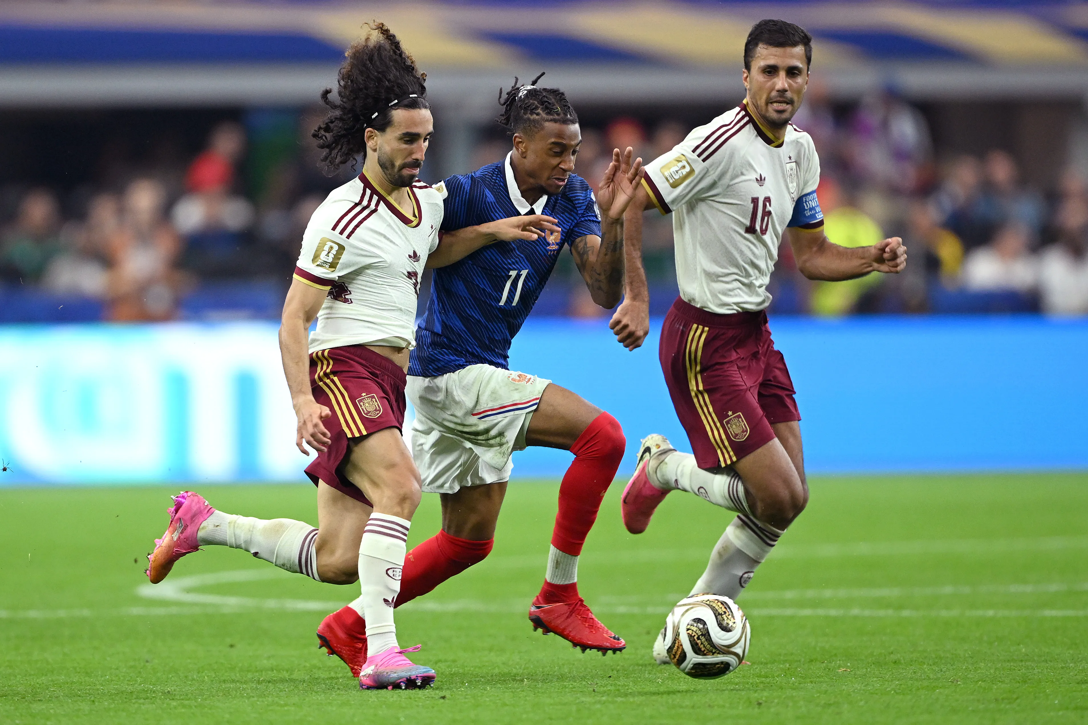 Francia fue eliminada del Mundial y la prensa se descarga con Michael Olise | Getty Images