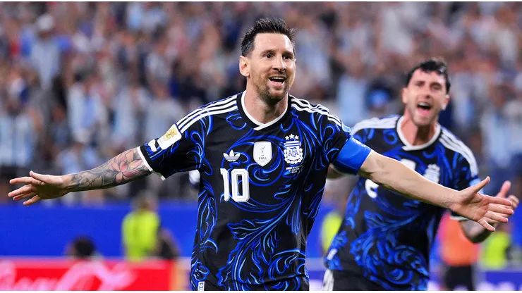 Con esta camiseta Argentina enfrentará a Inglaterra en Atlanta.