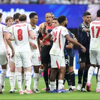 ¿Era falta? La acción que pudo anular el 2-1 de Argentina vs Inglaterra