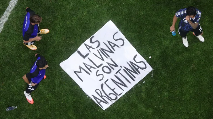 Argentina mostró una bandera de las Malvinas