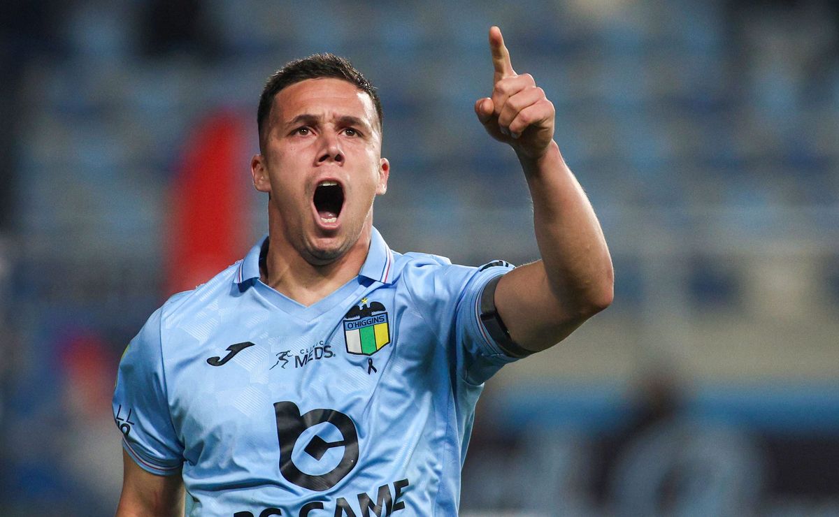 ¿Juega ante Boca Juniors? Francisco González dice adiós a O’Higgins y tiene nuevo equipo confirmado