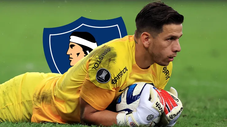 Juan Espínola toma fuerza en el arco de Colo Colo.