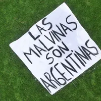¡Escándalo! FIFA castigará a Argentina por bandera de Las Malvinas