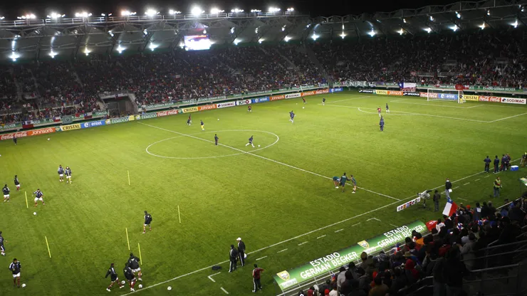 Estadio Germán Becker terminó con daños por temporal