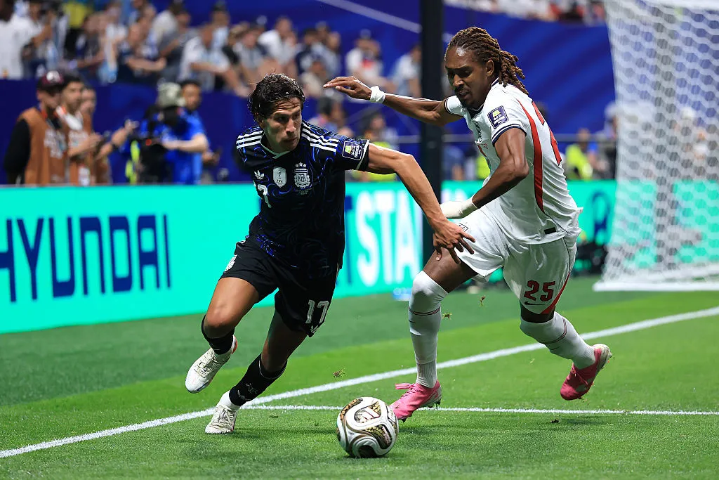 Giuliano Simeone fue la gran sorpresa de Argentina ante Inglaterra. (Photo by Elsa/Getty Images)