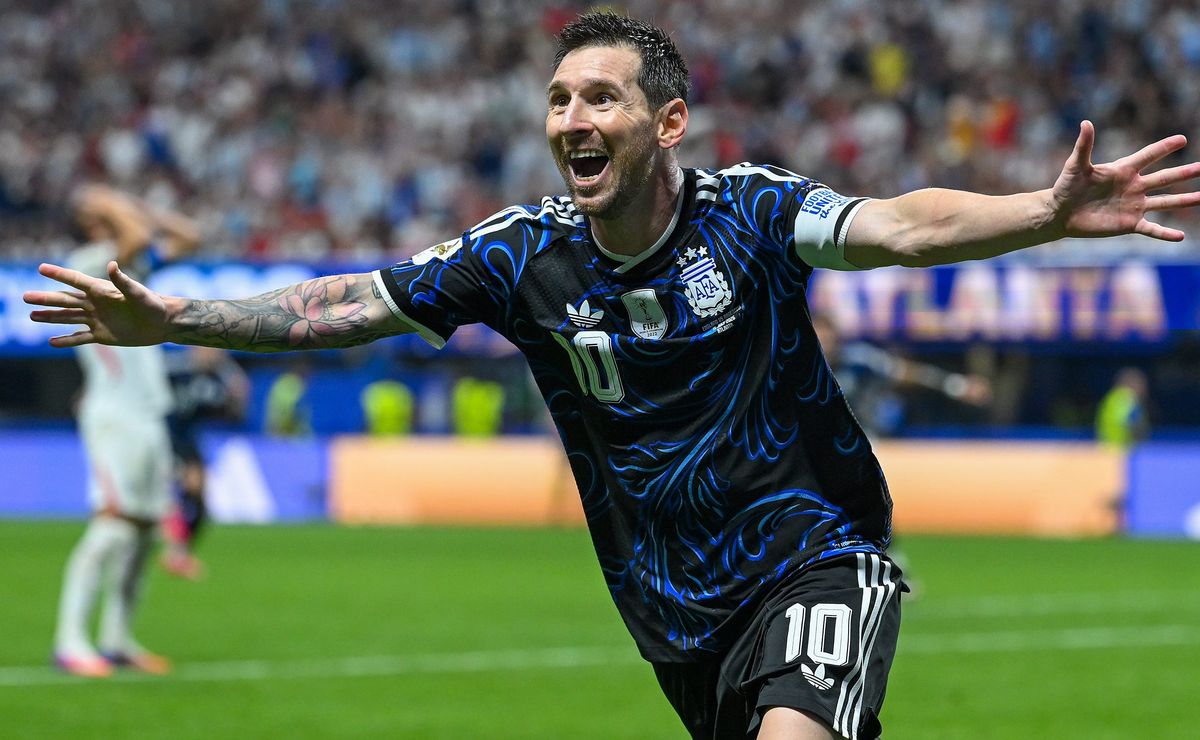 Deyverson y una frase increíble sobre Lionel Messi: “Te puede molestar…”