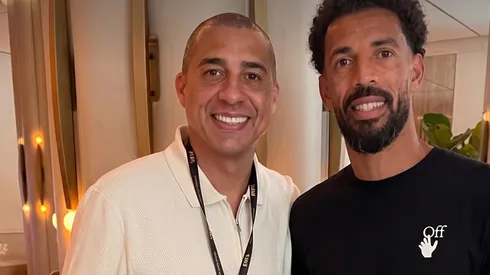 Vozinha se pasea con el jet set del fútbol mundial en New York, donde le piden fotos