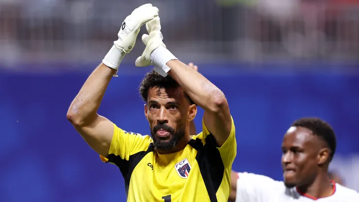 Vozinha negocia su llegada a Colo Colo.