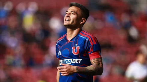 Charles Aránguiz seguirá como baja en U de Chile.