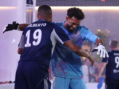 ¿Antes de llegar a Colo Colo? Vozinha fue protagonista en el duelo de leyendas