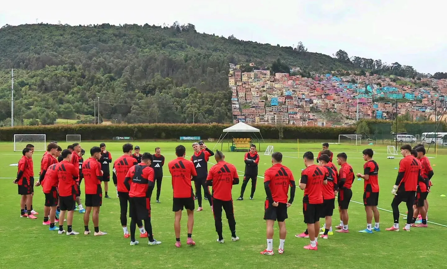El Cacique cerrará su semana de trabajos en Colombia con un amistoso internacional ante Millonarios. | Foto: Colo Colo.