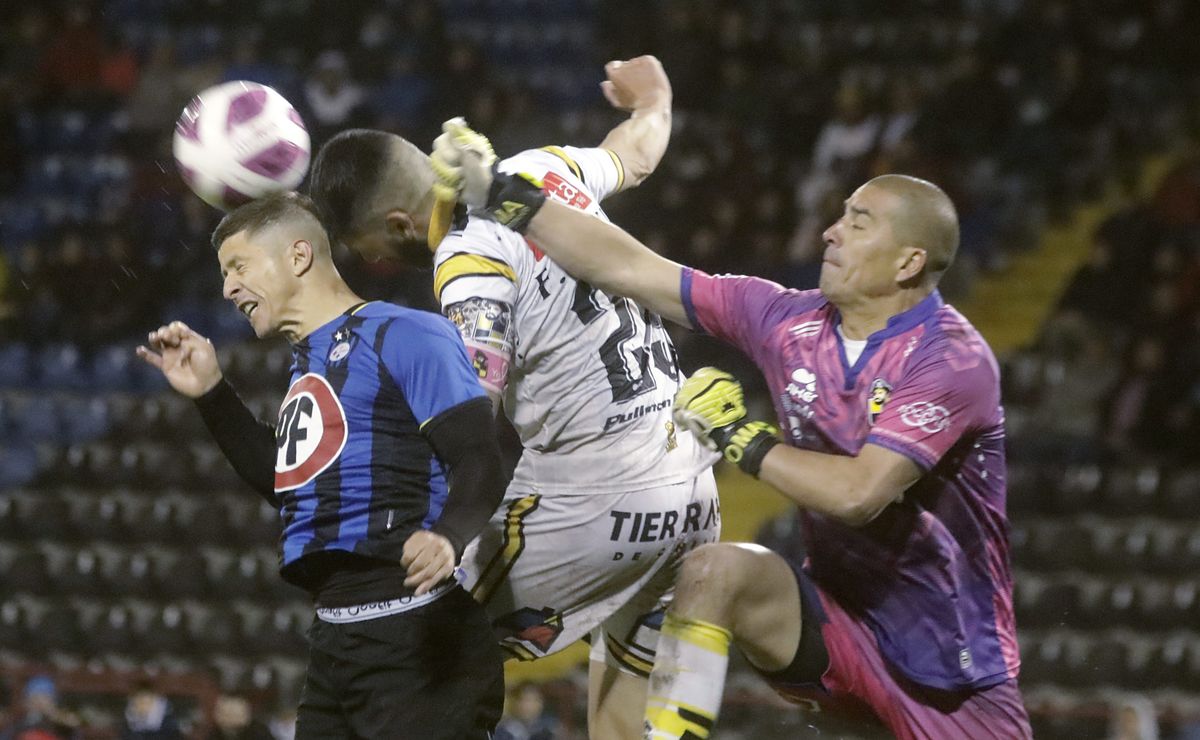 Preocupación por multicampeón del fútbol chileno: sufrió daños por gigantesco temporal