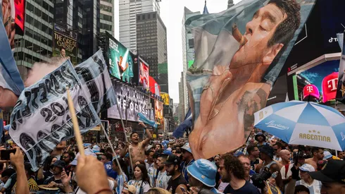 Los hinchas de Argentina buscan entradas para la final del Mundial.