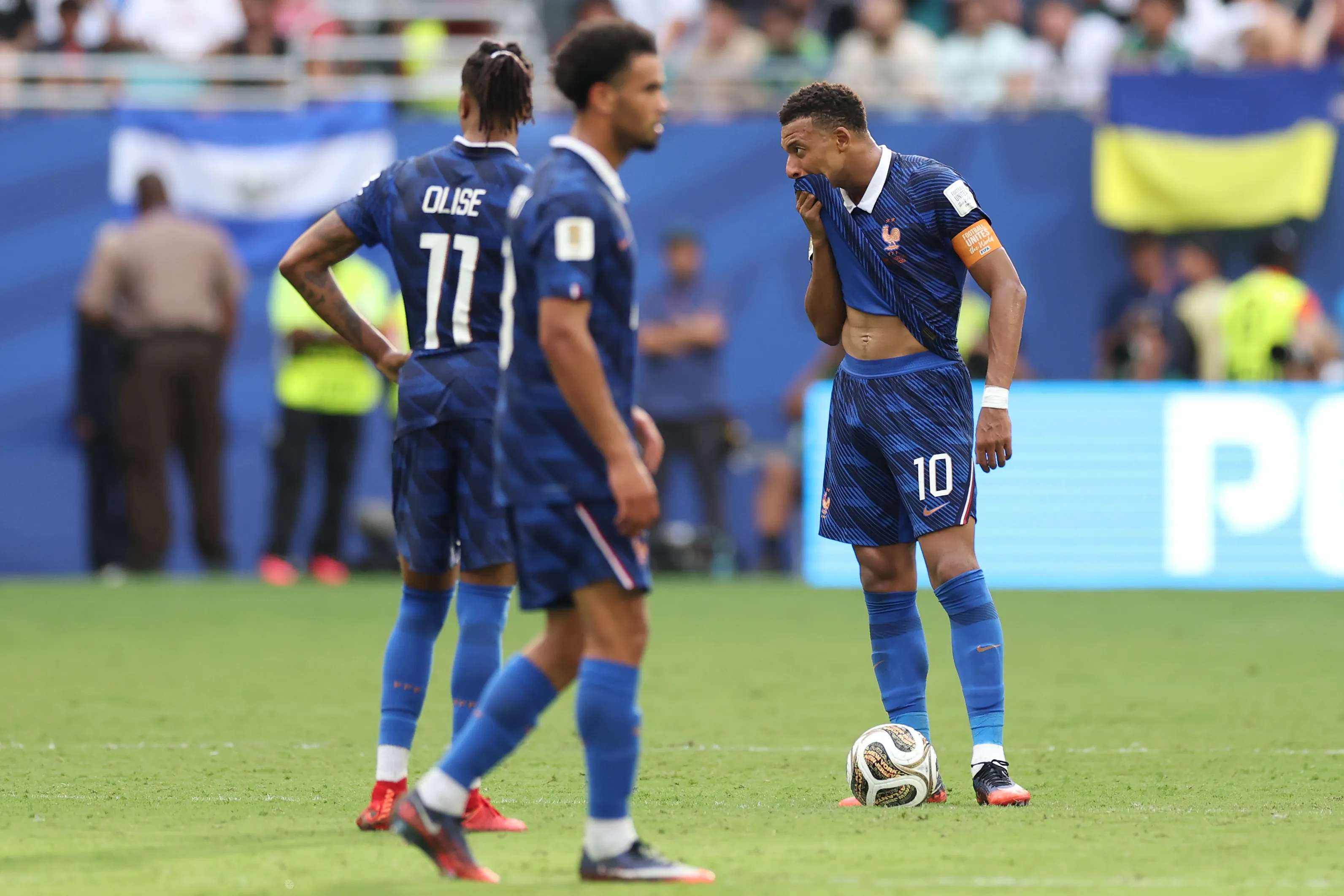 A pesar de la derrota, Kylian Mbappé anotó dos goles ante Inglaterra. (Kevin C. Cox/Getty Images).