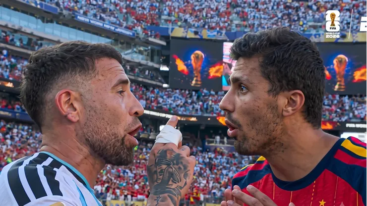 Nicolás Otamendi fue uno que mostró rabia tras perder ante los españoles.