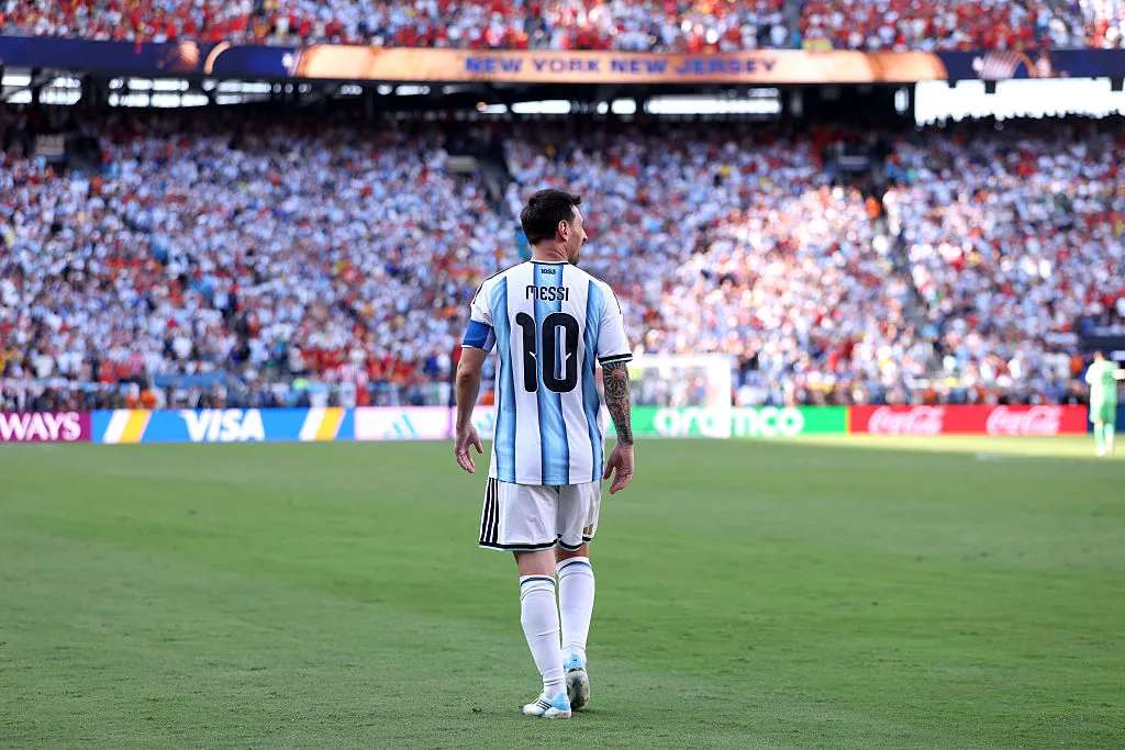 Lionel Messi no fue factor en la final. (Photo by Carl Recine/Getty Images)