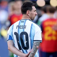 Messi sorprende y no viaja con sus compañeros a Argentina