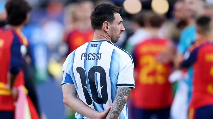 Lionel Messi se bajó del viaje a Argentina