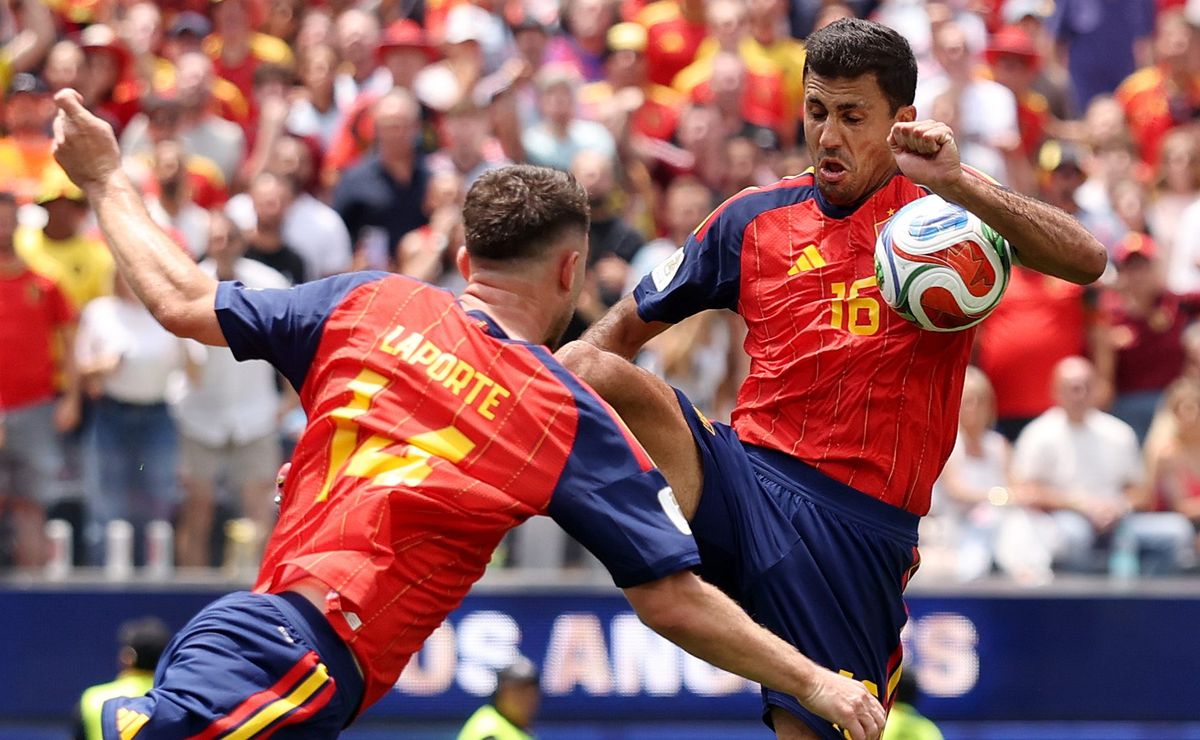 Efecto mariposa: la polémica jugada que pudo eliminar a España del Mundial 2026 pero que el VAR desestimó