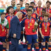 En España alaban al único argentino que no dio la espalda en la ceremonia