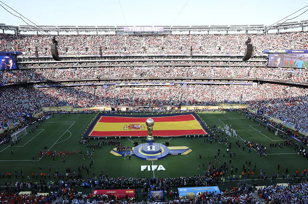 Los jugadores argentinos le dieron la espalda a España. (Photo by Elsa/Getty Images)