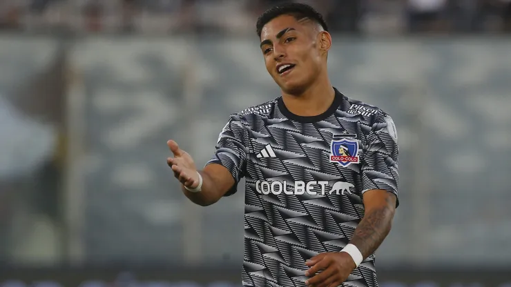 Colo Colo insiste en el fichaje de Jordhy Thompson.