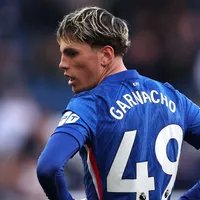 Garnacho podría dejar Chelsea: Club de la Premier presenta una oferta oficial