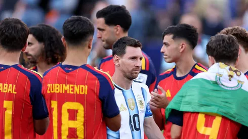 Messi no pudo brillar en la final y sucumbió ante España
