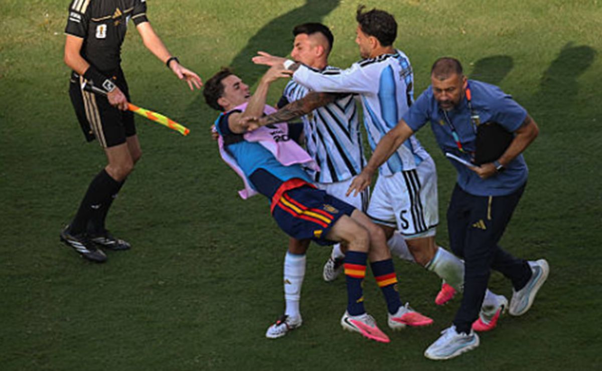 Gavi exculpa a Argentina tras la violencia después de perder la final del Mundial 2026: “No creo que tengan que ser suspendidos”