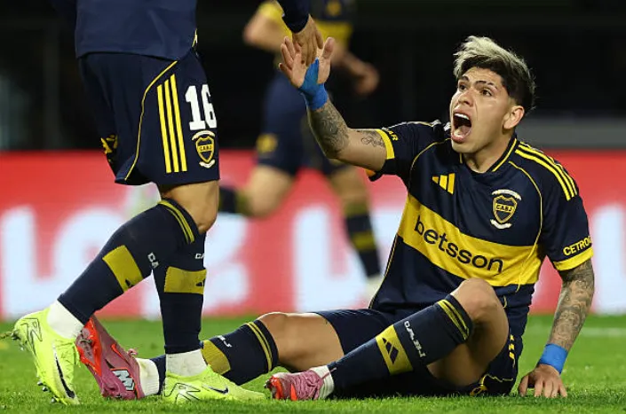 Carlos Palacios no jugará frente a O’Higgins este jueves 23 de julio. (Getty Images).