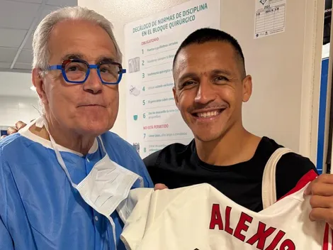 Mientras lo busca la U: Alexis Sánchez tiene hermoso gesto con su médico
