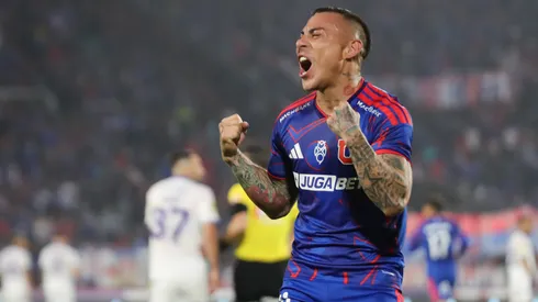 Eduardo Vargas llevó a su hijo Benjamín a U de Chile.