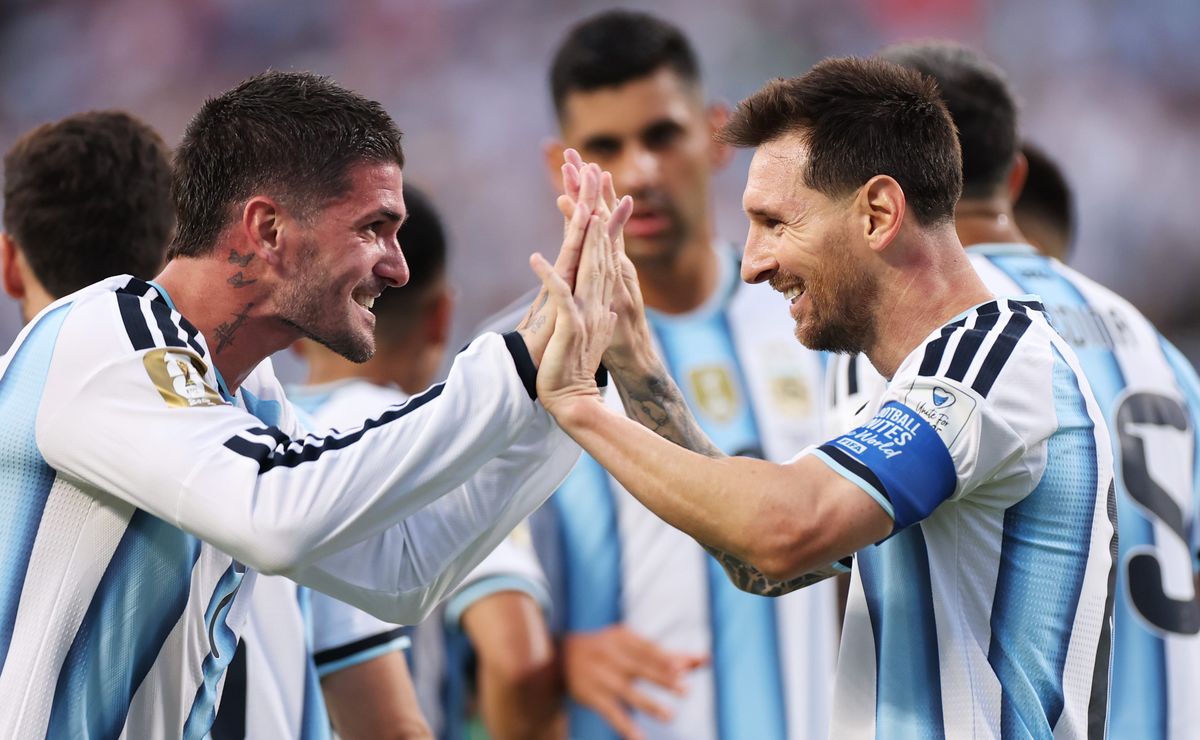Chiqui Tapia anuncia un emotivo homenaje a la selección argentina en la Sudamericana