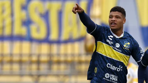 Este atacante uruguayo estuvo cedido en los Ruleteros y anotó un gol.