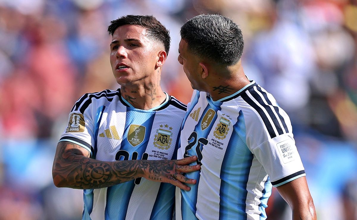 Jugador de Argentina rompe el silencio ante los rumores de un quiebre: “No crean boludeces”