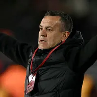 Perdió ante dos ex U de Chile y hace de payaso: "Cuando veía a mi suegra me..."