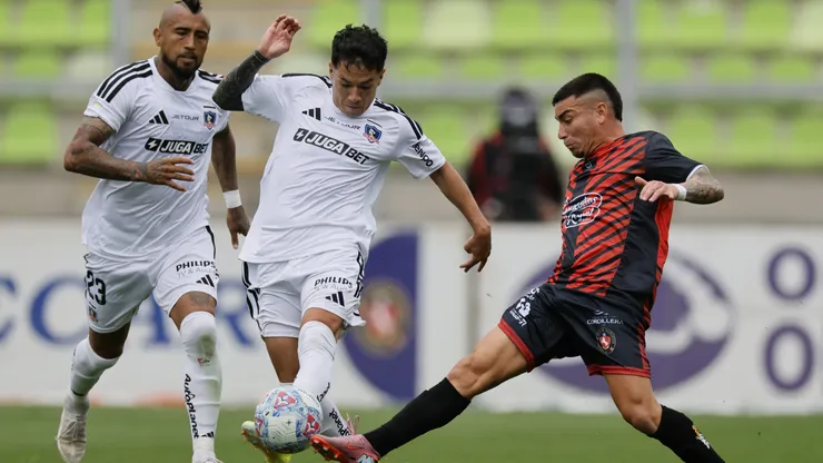 Deportes Limache visita a Colo Colo por la fecha 16 de la Liga de Primera.