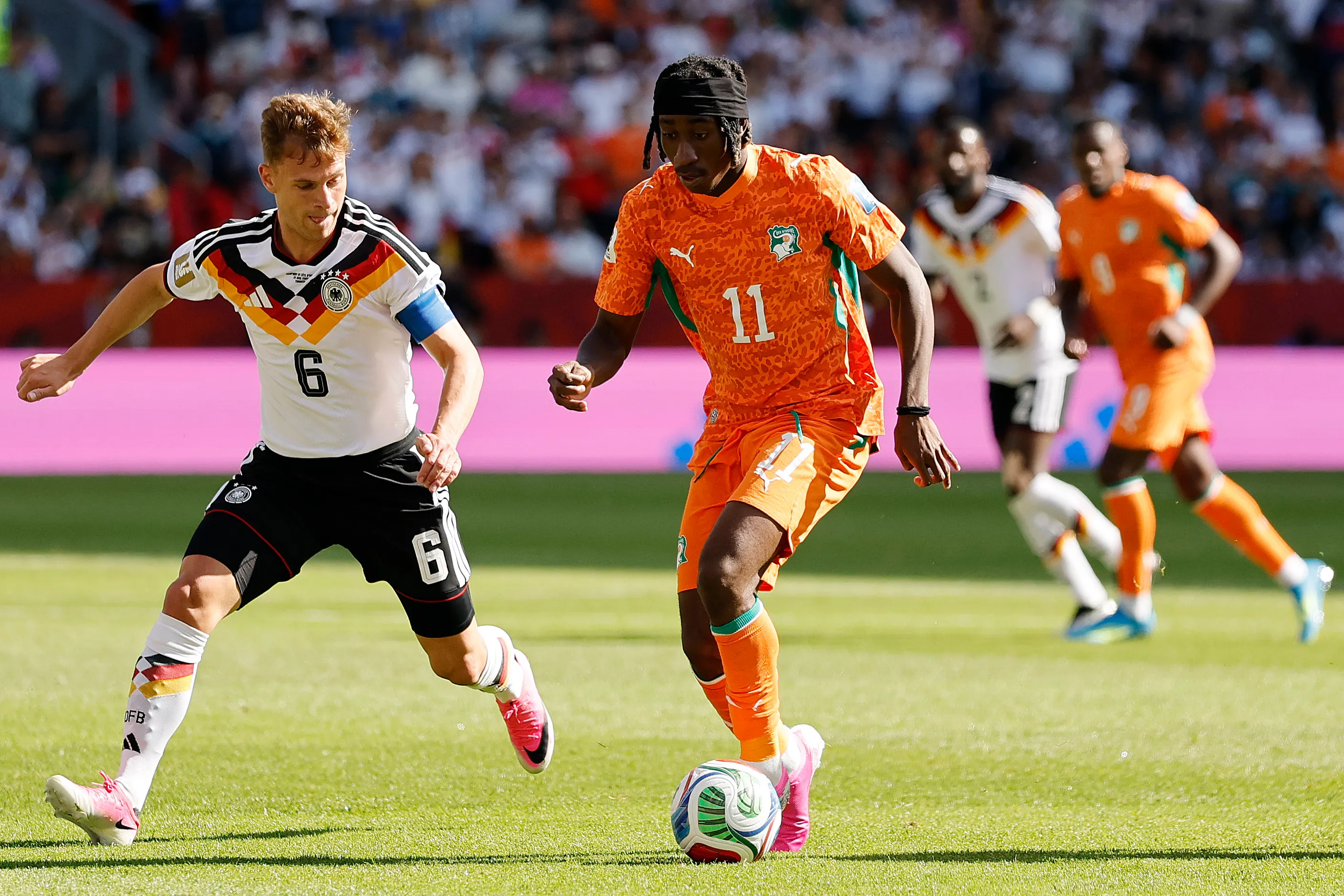 Yan Diomandé hizo un gran Mundial con Costa de Marfil. (Photo by Michael Reaves/Getty Images)