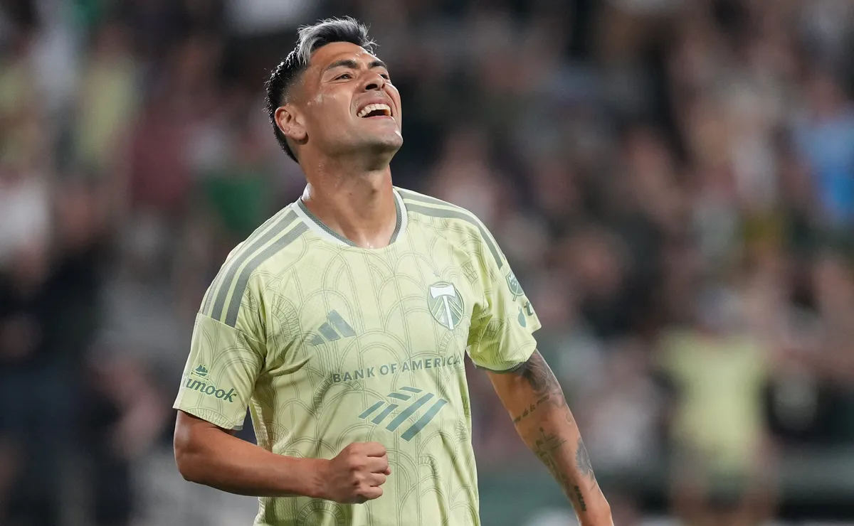 Felipe Mora vuelve a México: El fin del sueño para Universidad de Chile