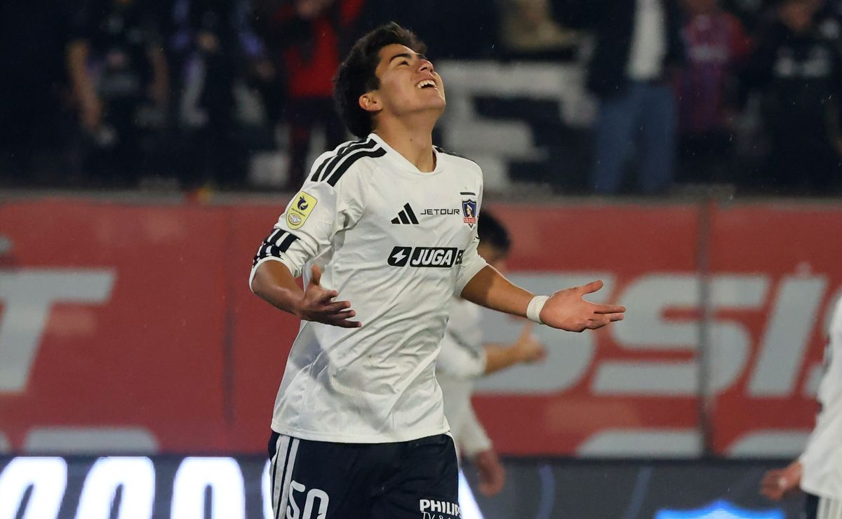Felipe Raipán entusiasma a Colo Colo: el pedido de Fernando Ortiz para no perder al canterano