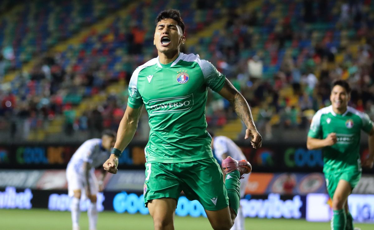 Aseguran que se complica la salida de Esteban Matus de Audax: Olimpia ya analiza un plan B