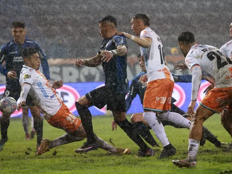 Huachipato le saca el triunfo a Cobresal en un partido de locos: así quedó la tabla
