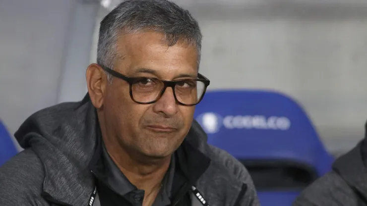 El técnico hispano aseguró que no conocía la llegada del futbolista al plantel Proyección.