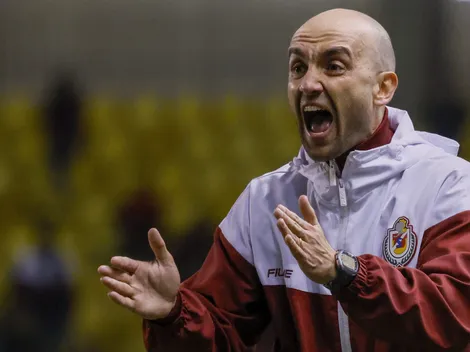 "Fracasado": hinchas de La Serena encaran a Pep Bozán