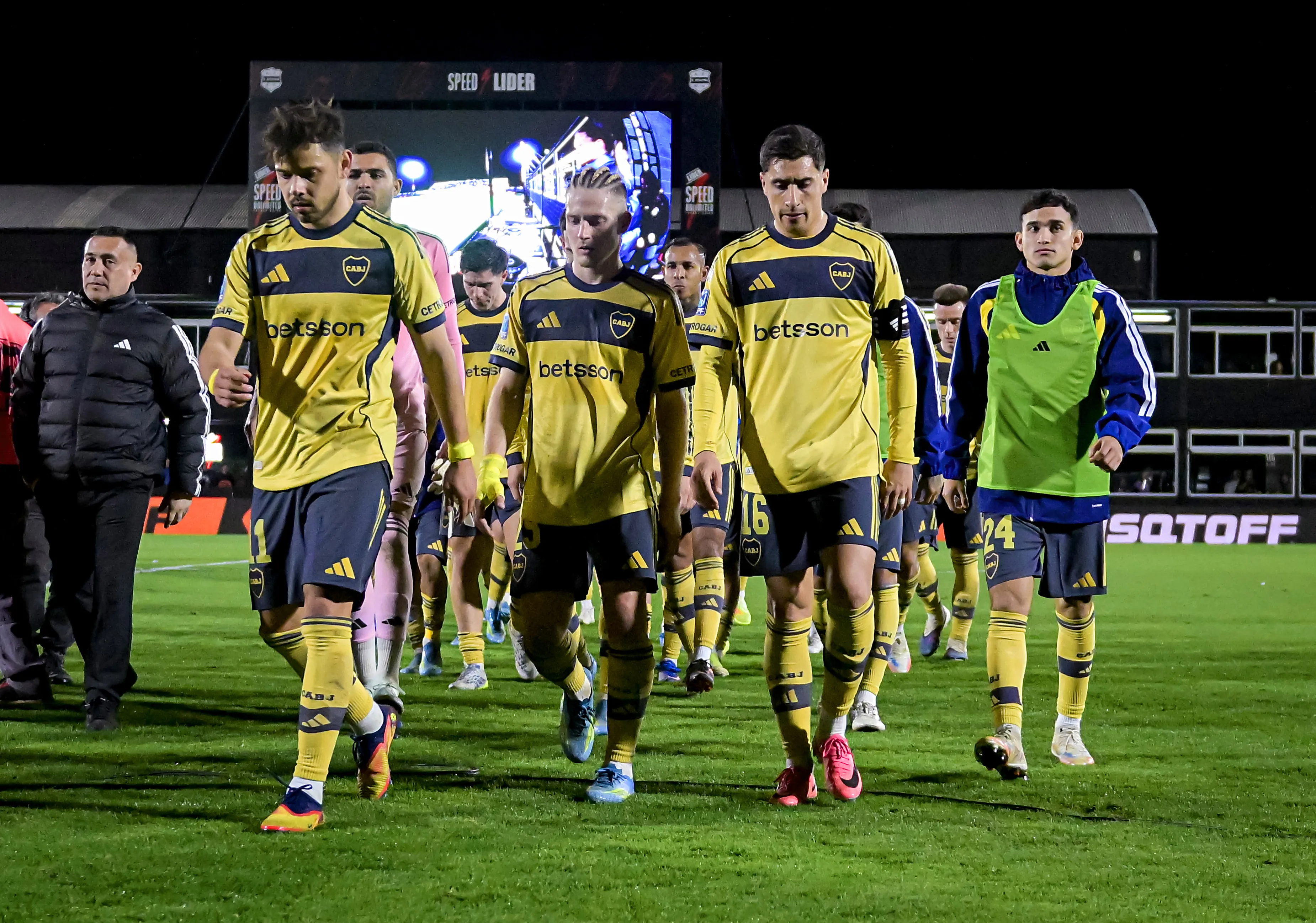 Boca fue goleado por el modesto Riestra
