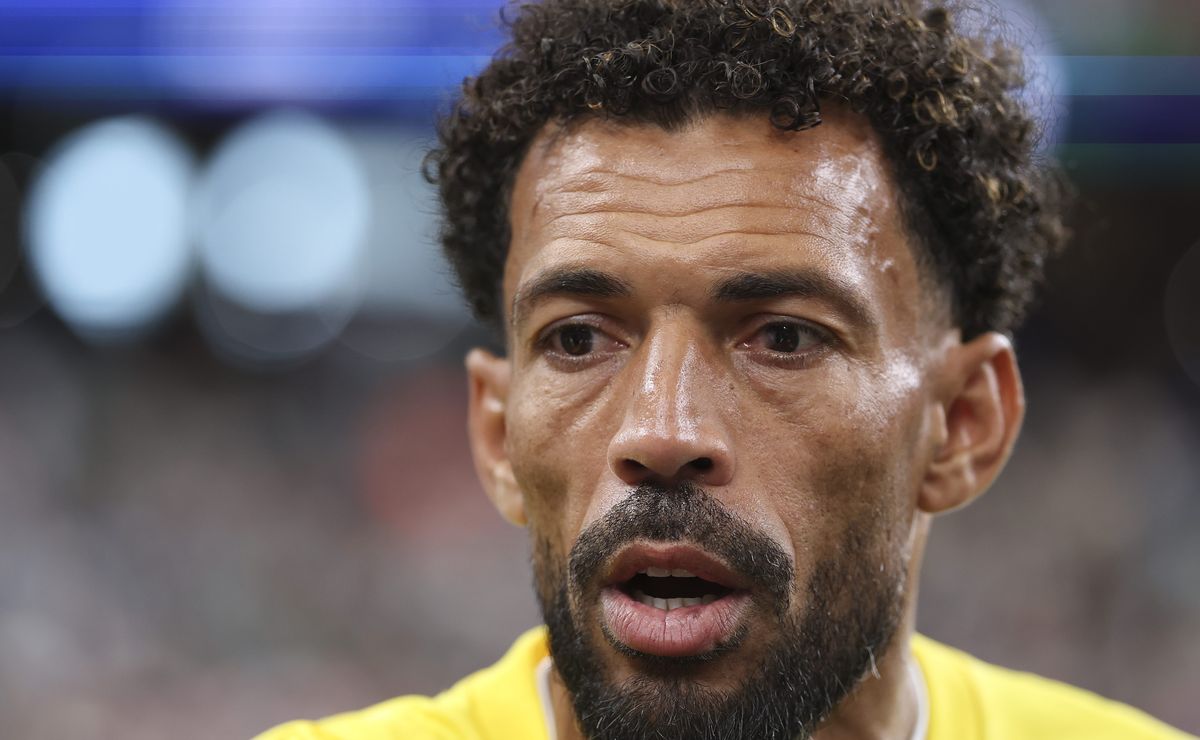 Cuentan la verdad sobre la llegada de Vozinha a Colo Colo: “A Aníbal Mosa se le calentó el hoci…”