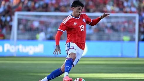 Maxi Gutiérrez en acción durante el amistoso que Chile perdió ante Portugal.