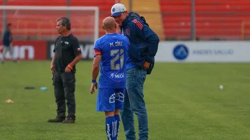 Michael Clark juega sus fichas antes de la formalización.