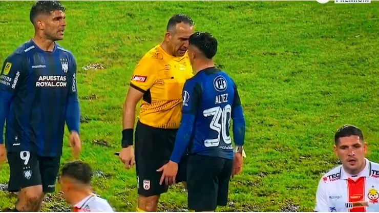 Jona y Altez protagonizaron fuerte cruce: desató polémica en el fútbol chileno